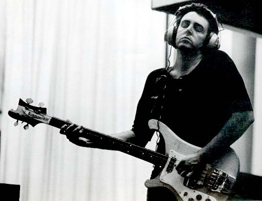 McCartney RAM bass
