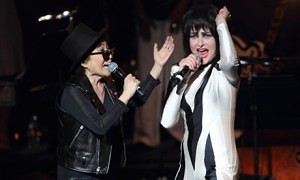 Yoko Ono and Siouxsie wrap up Meltdown with Walking On Thin Ice.