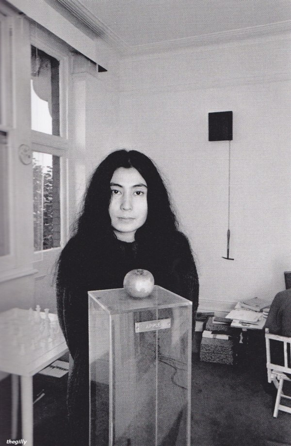 Yoko Ono and an apple, 1966.