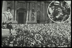 Mob 1914 Hitler