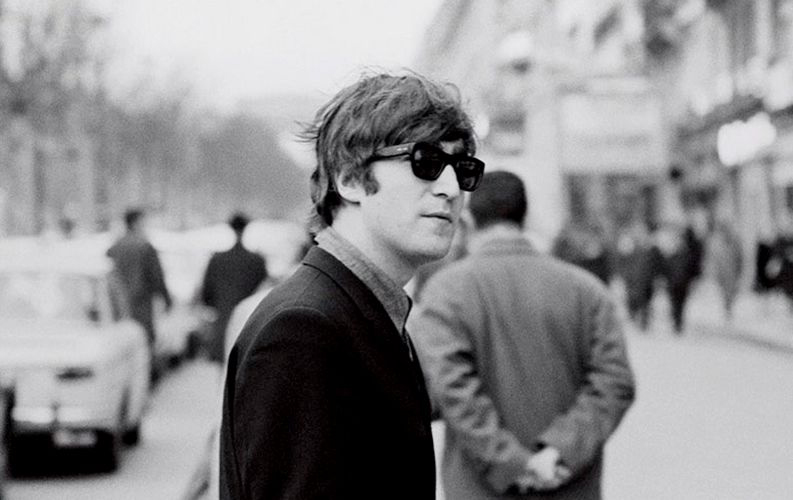 23 Best John Lennon Quotes About Peace, Love & Happiness